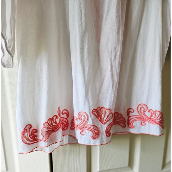 The Webster Miami Target White and Peach Embroidered Peasant Top XL - Picture 7 of 9